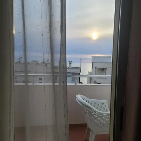 In By The Sea Shkembi Kavajes Apartamento *